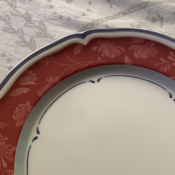 Set of 2 VILLEROY & BOCH Cottage Red Dinner Plates Porcelain Country Collection - Picture 2 of 5